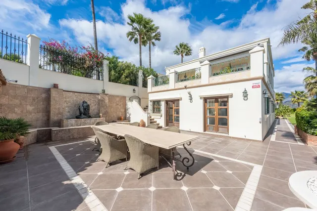 Chalet 6 habitaciones 341m² en venta - Costa Del Sol — 7