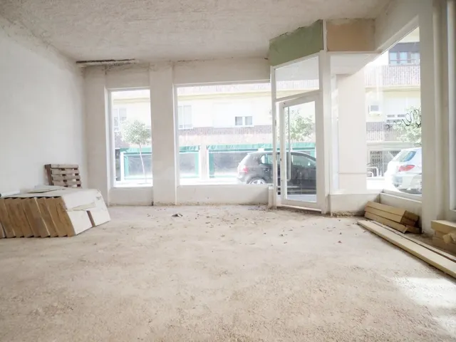 *¡Oportunidad de inversión, en Tomelloso! LOCAL COMERCIAL NU - foto 4