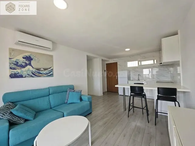 Piso reformado con vistas al mar, terraza y piscina en Benalmádena — 4