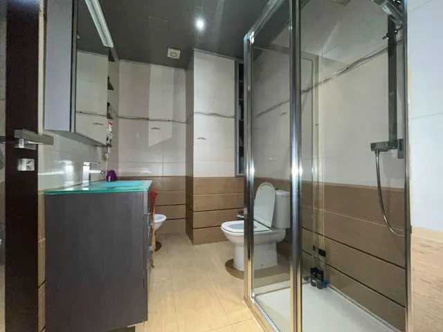 Espectacular  casa unifamiliar con piscina privada, domótica y placas solares — 14