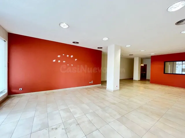 Local comercial en el centro de Roses — 3