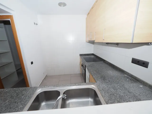 SE DÚPLEX PISO SEMI-NUEVO EN SABADELL, ZONA LA CREU DE BARBERA — 11