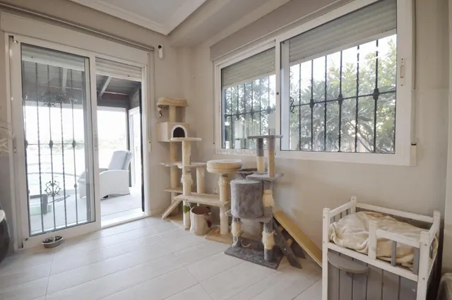 FANTASTICO CHALET CON PISCINA PROPIA Y COMUNITARIA, IDEAL PARA FAMILIAS — 11