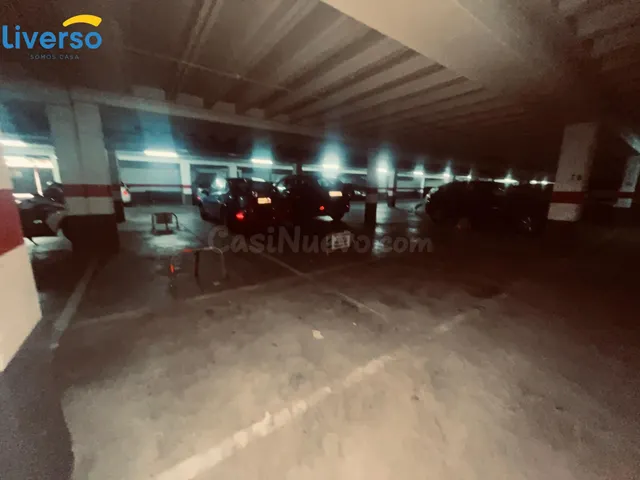 Garaje 30m² en venta - Universidad - Las Huelgas - foto 4