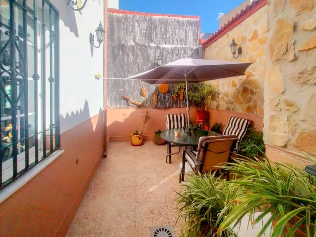 SENSACIONAL CASA DE ENSUEÑO EN AGUILAR — 14