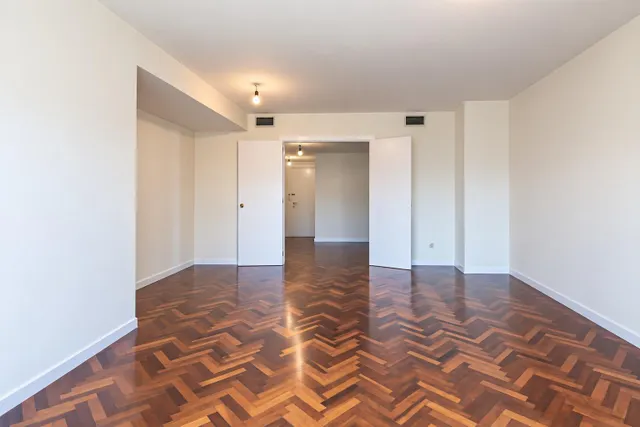 Piso con garaje y trastero en torre en Elviña — 7