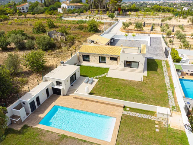 Casa de campo completamente renovada en venta en Denia - una propiedad increíble — 2