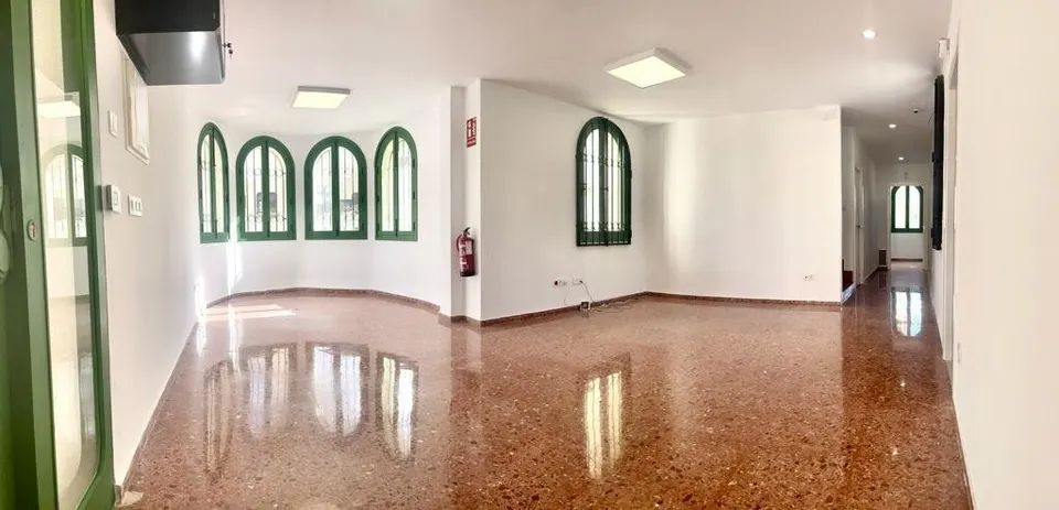 Local comercial situado en las marinas, sobre el Km 4