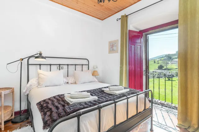 MAGNÍFICA CASA FAMILIAR – TURISMO RURAL EN FUNCIONAMIENTO - foto 4