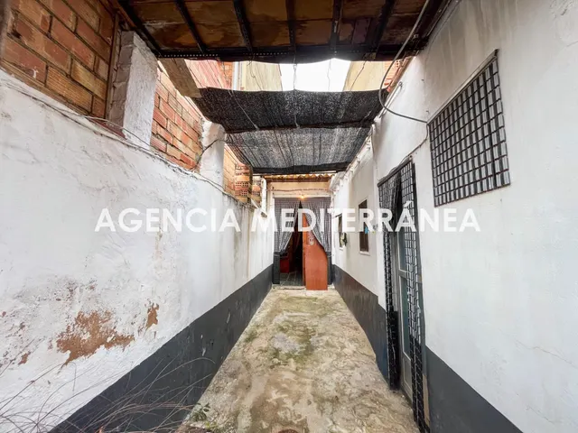 CASA DE DOS PLANTAS A LA VENTA EN ALCÀSSER — 13