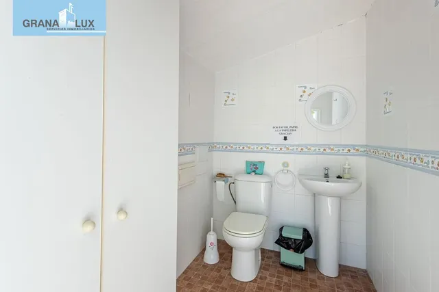 CASA PAREADA EN LA ZUBIA CON PISCINA, ZONA DE BARBACOA Y JARDÍN — 43
