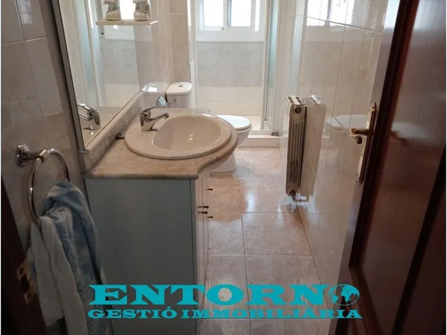 ¡Tu nuevo hogar en el corazón de Mollet del Vallès por solo €185,000! — 22