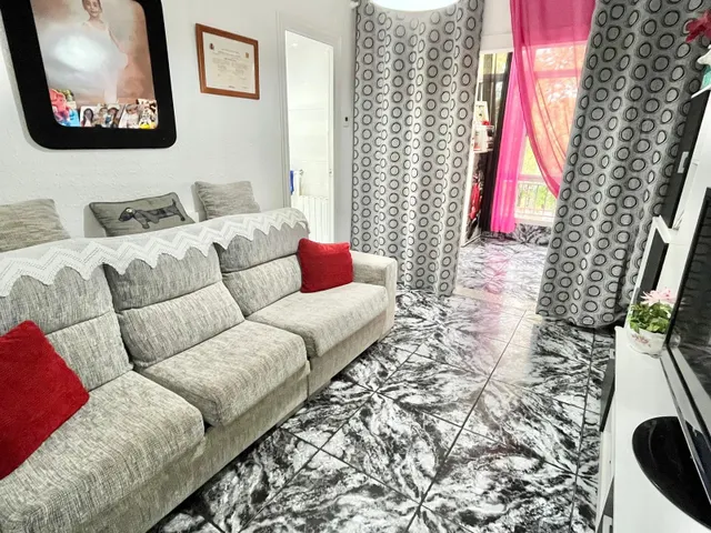 Amplio y Luminoso Piso en Can Rull, Sabadell por solo €329.000 — 15