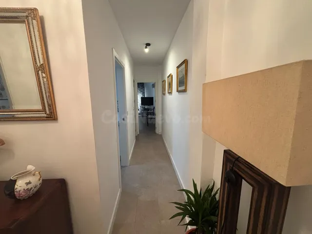Bonito y coqueto piso en alquiler en La Zubia – Ideal para f - foto 5
