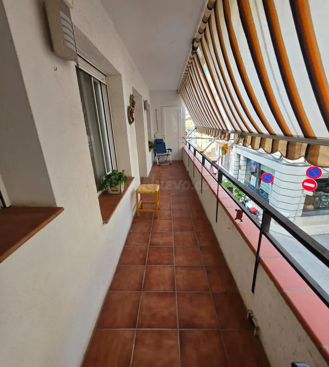 Amplio piso de 162 m2 con 3 habitaciones, a 200 metros del p - foto 4