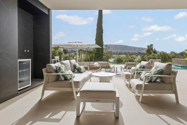 Villa 5 habitaciones 318m² en venta - Comunidad valenciana — 5