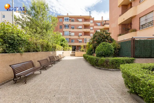 PISO DE 2 DORMITORIOS EN URBANIIZACIÓN CON PISCINA EN PARQUE NUEVA GRANADA — 5