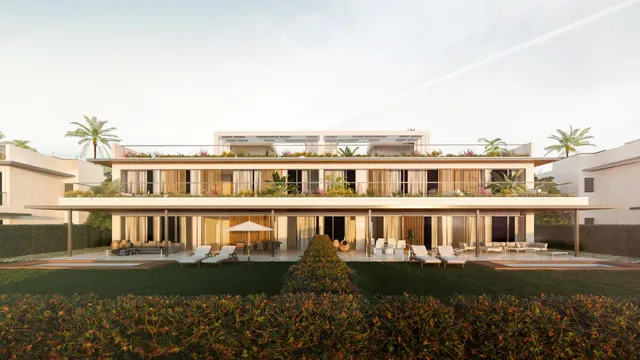Apartamento planta baja de 3 dormitorios, 3 baños y jardín. Santa Clara Golf, Marbella — 2