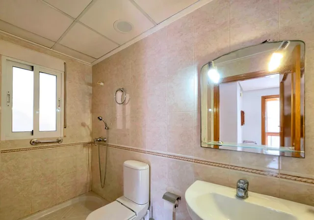 Se vende planta baja con 4 dormitorios y 3 baños en Cartagena junto al Parque de la Rosa — 12