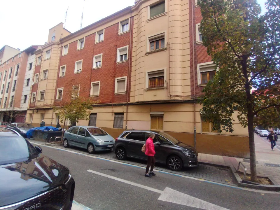 Exclusivo Piso en Alquiler - Calle Italia, Valladolid