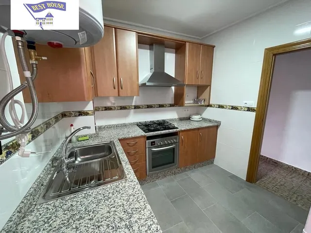 habitaciones EN PISO PARA ESTUDIANTES ZONA HOSPITAL — 16