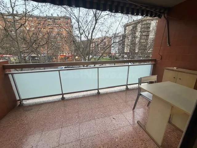Amplio y Luminoso Piso en Paseo de Ronda de Lleida — 15