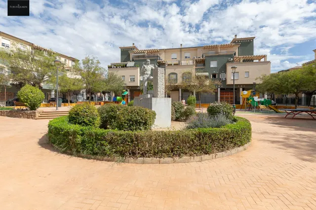 Oportunidad en Atarfe, local de origen de 222m2 — 15