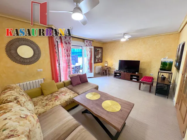 KASAURBANA ofrece en VENTA CHALET EN VALDEMORO - foto 4