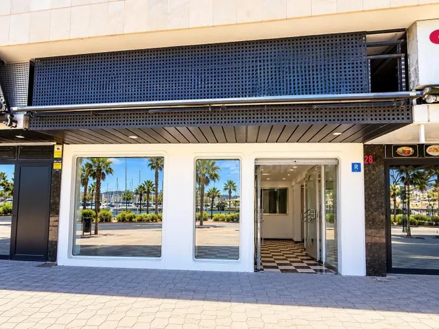 Traspaso de Local de Hostelería en el Paseo Marítimo de Palm