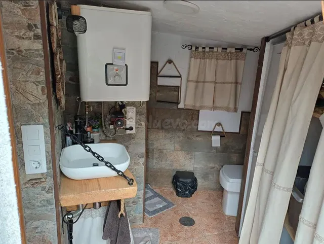 SE VENDE CASETA EN CHOVAR CON LUZ Y AGUA - foto 4