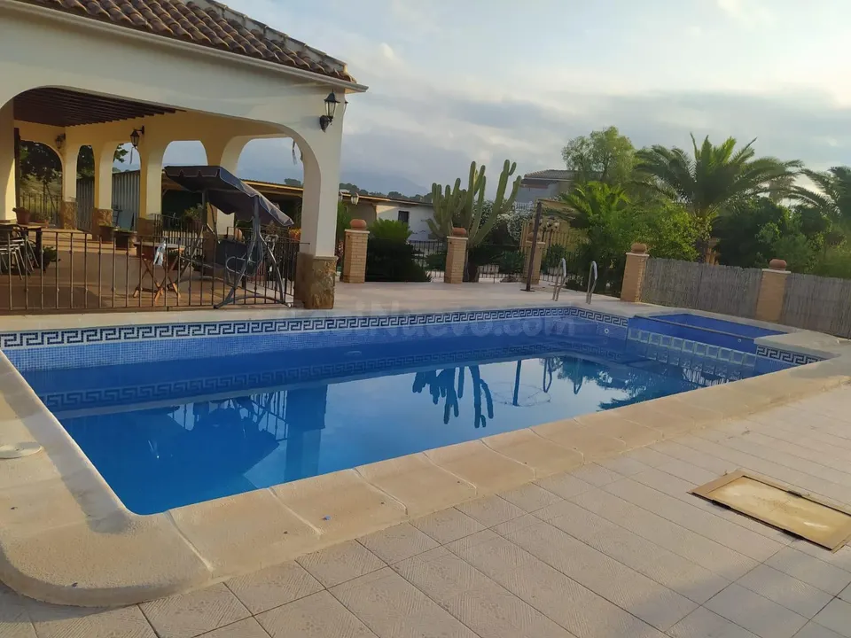 Villa independiente con piscina en Valle del Sol ✨