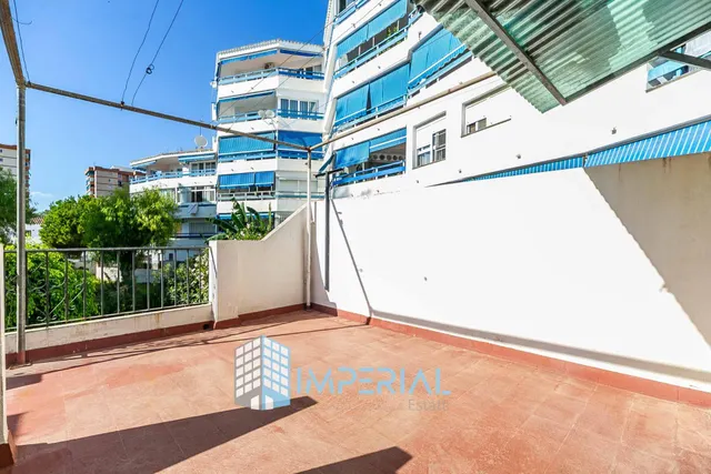 AMPLIO ADOSADO EN FUENGIROLA — 12
