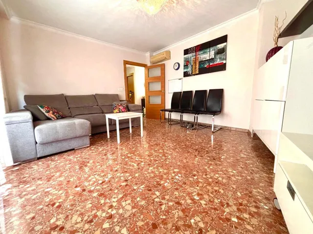 Exclusiva - - piso zona centro para entrar a vivir — 5