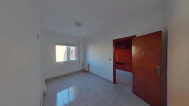 PISO EN VENTA CON INQUILINO EN AV. ALFONSO XIII- BADALONA — 3