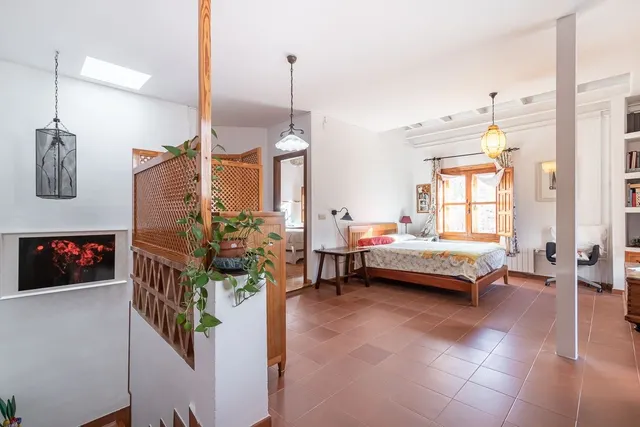 Casa reformada en el Camino del Sacromonte — 9