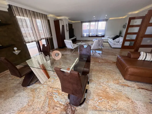 CHALET INDIVIDUAL CON PISCINA PRIVADA EN ERAS DE RENUEVA — 45