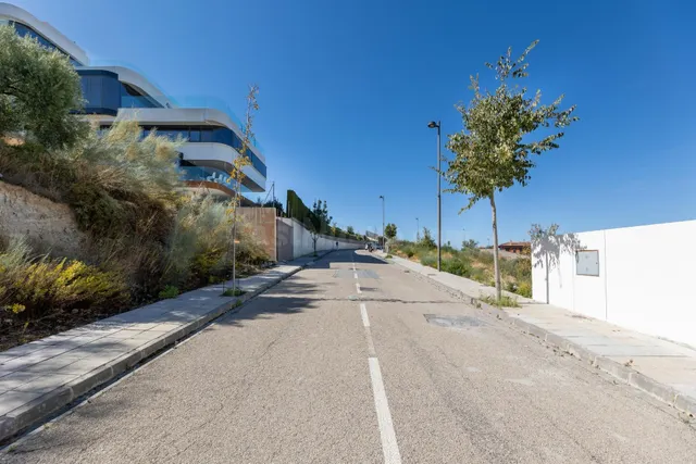 Parcela residencial con proyecto y licencia para construir ya — 2