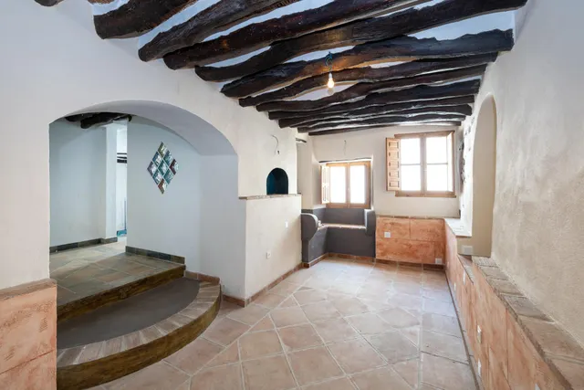 ¡Oportunidad Única! Terraza con Vistas Espectaculares por solo €80,000! — 9
