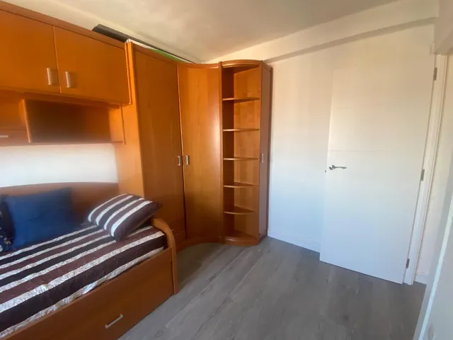 ALQUILER PISO EN ZONA VIA UNIVERSITAS — 21