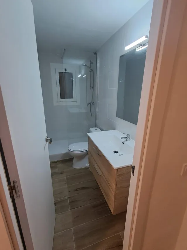 Se vende piso Exterior en La Nova Esquerra de l'Eixample, Barcelona — 3