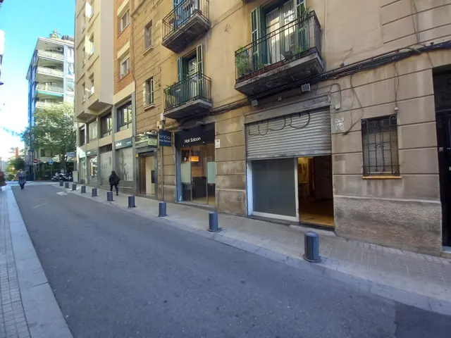 LOcal de 27 m2 junto Muntaner/Rda General  Mitre — 7