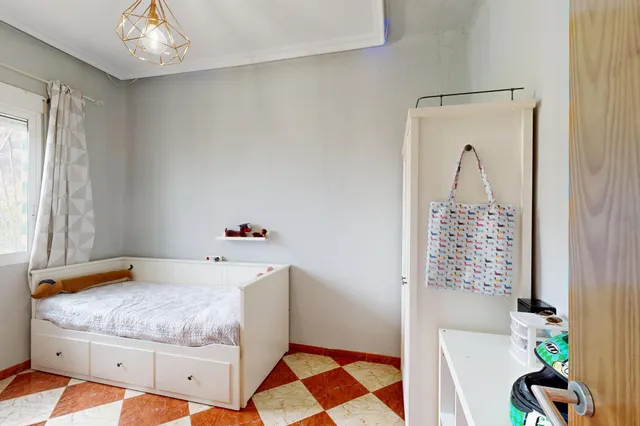 Luminosa Planta Baja con Gran Patio y Terraza en el Barrio de la Concepción — 9