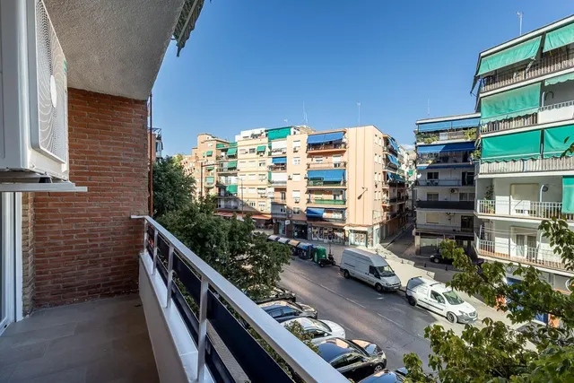 PISO REFORMADO JUNTO AVENIDA CADIZ — 7