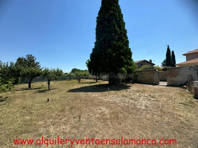 Terreno urbano 3 habitaciones en venta - LOS ALMENDROS