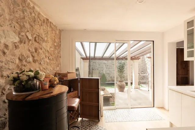 CASA URBANA DE DISEÑO — 10