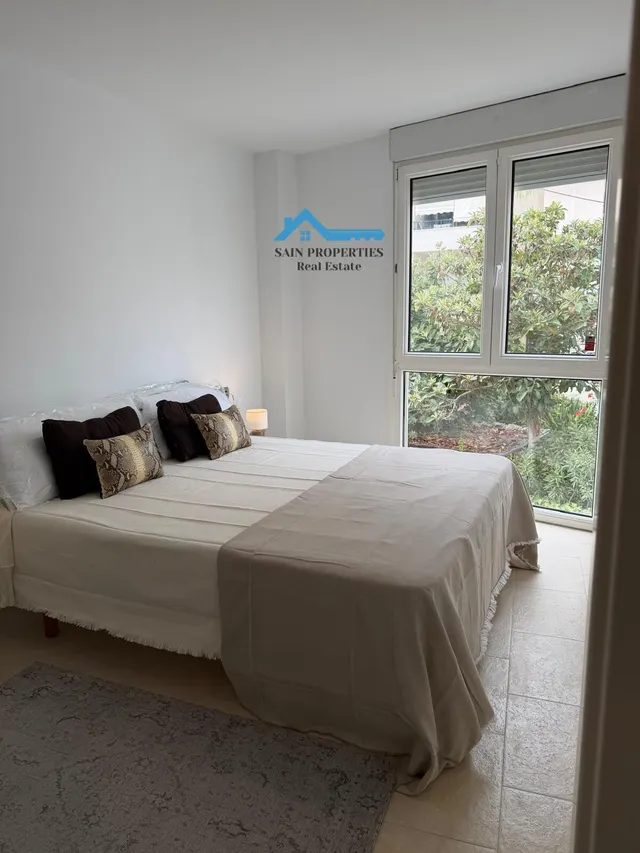 Exclusivo apartamento reformado con vistas al mar y acceso directo a la playa en Cap Negret, Altea — 28