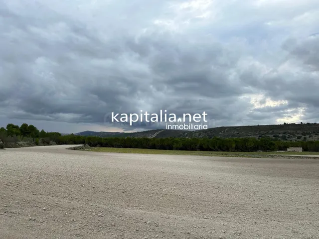 Parcela a la venta en Alfafara - foto 4