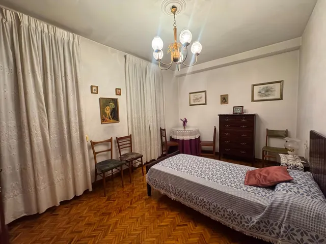 Espectacular piso en avenida de buenos aires con posibilidad de garaje — 11