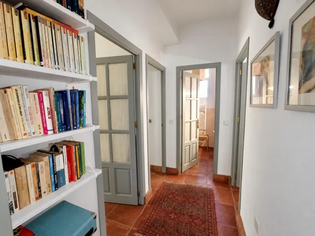 Casa independiente con piscina, porche y jardín en Castilblanco de los Arroyos — 12