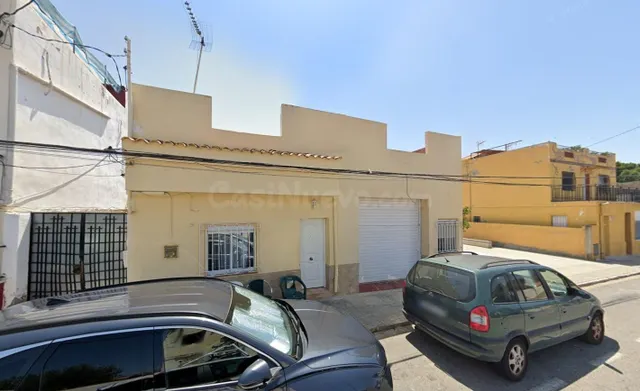 Se vende casa ALQUILADA en Calle Teide 16 de Reus (Tarragona). — 2
